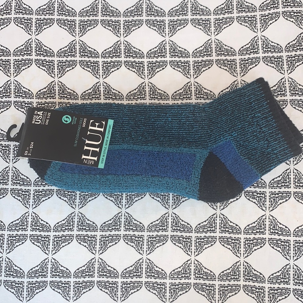 Mens Hue Slim Cushioned-Sole Socks Sport Quarter Top High One Size NWT